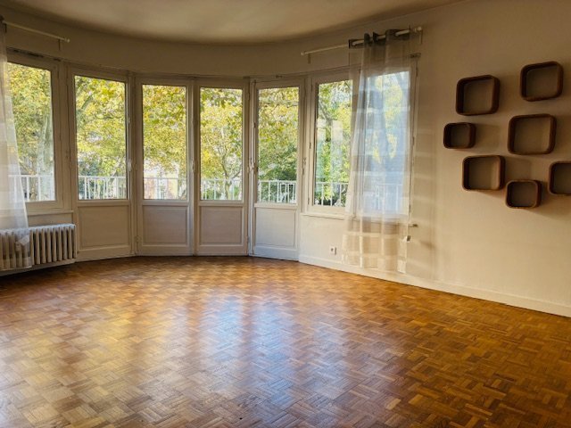 APPARTEMENT T2 A VENDRE - ST FLORENT SUR CHER - 120 m2 - 120 000 &euro;