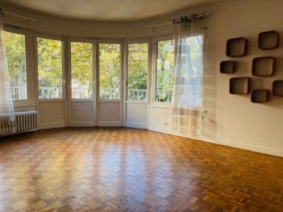 APPARTEMENT T2 A VENDRE - ST FLORENT SUR CHER - 120 m2 - 120 000 €